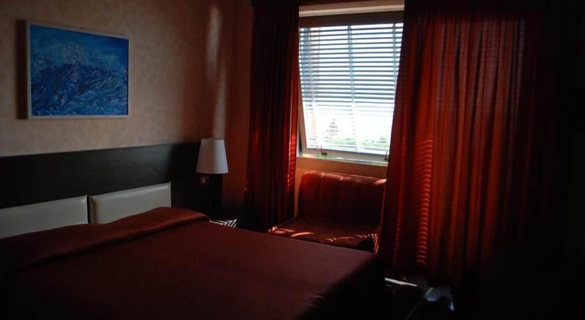 Hotel Palace Varazze Εξωτερικό φωτογραφία