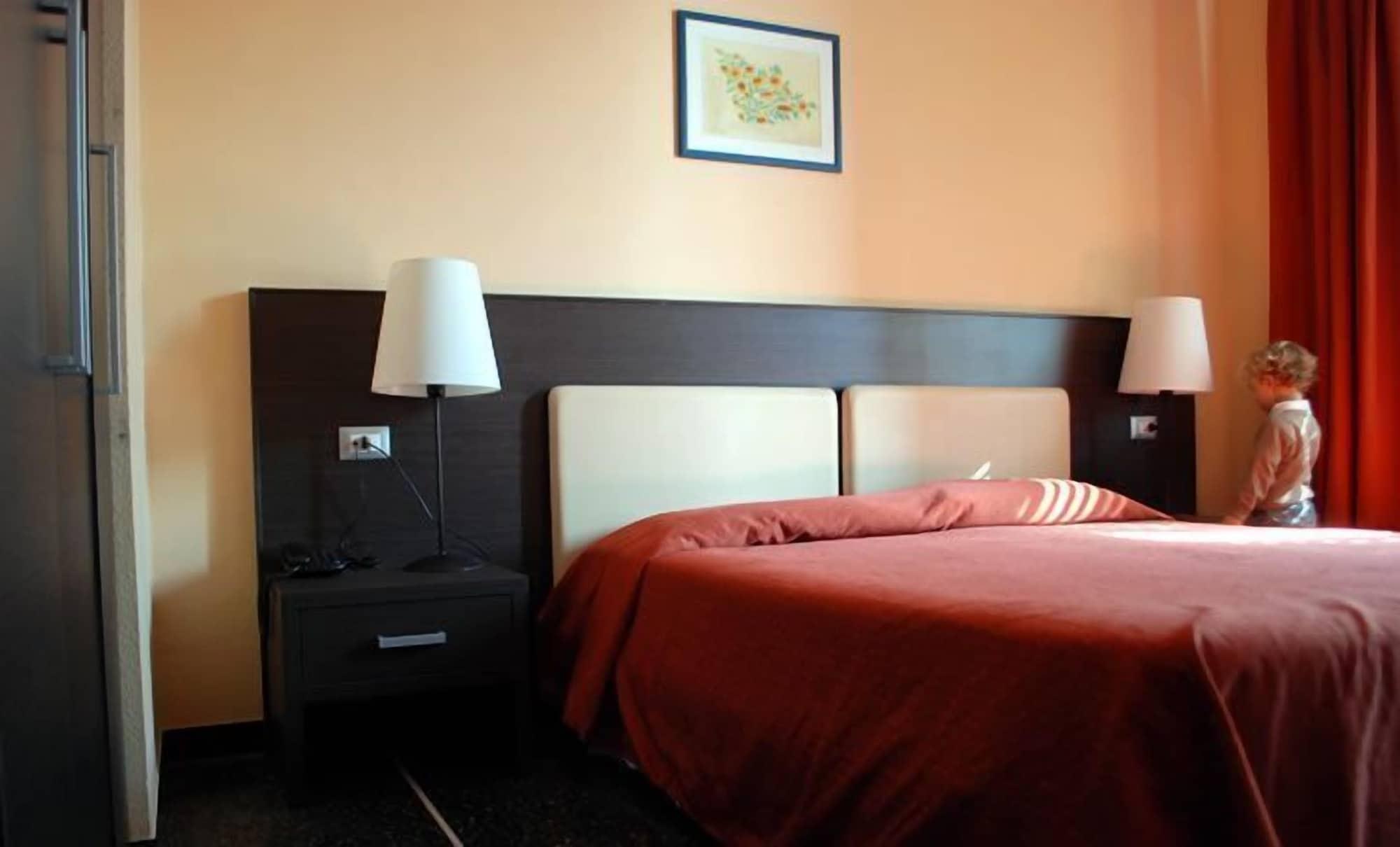 Hotel Palace Varazze Εξωτερικό φωτογραφία