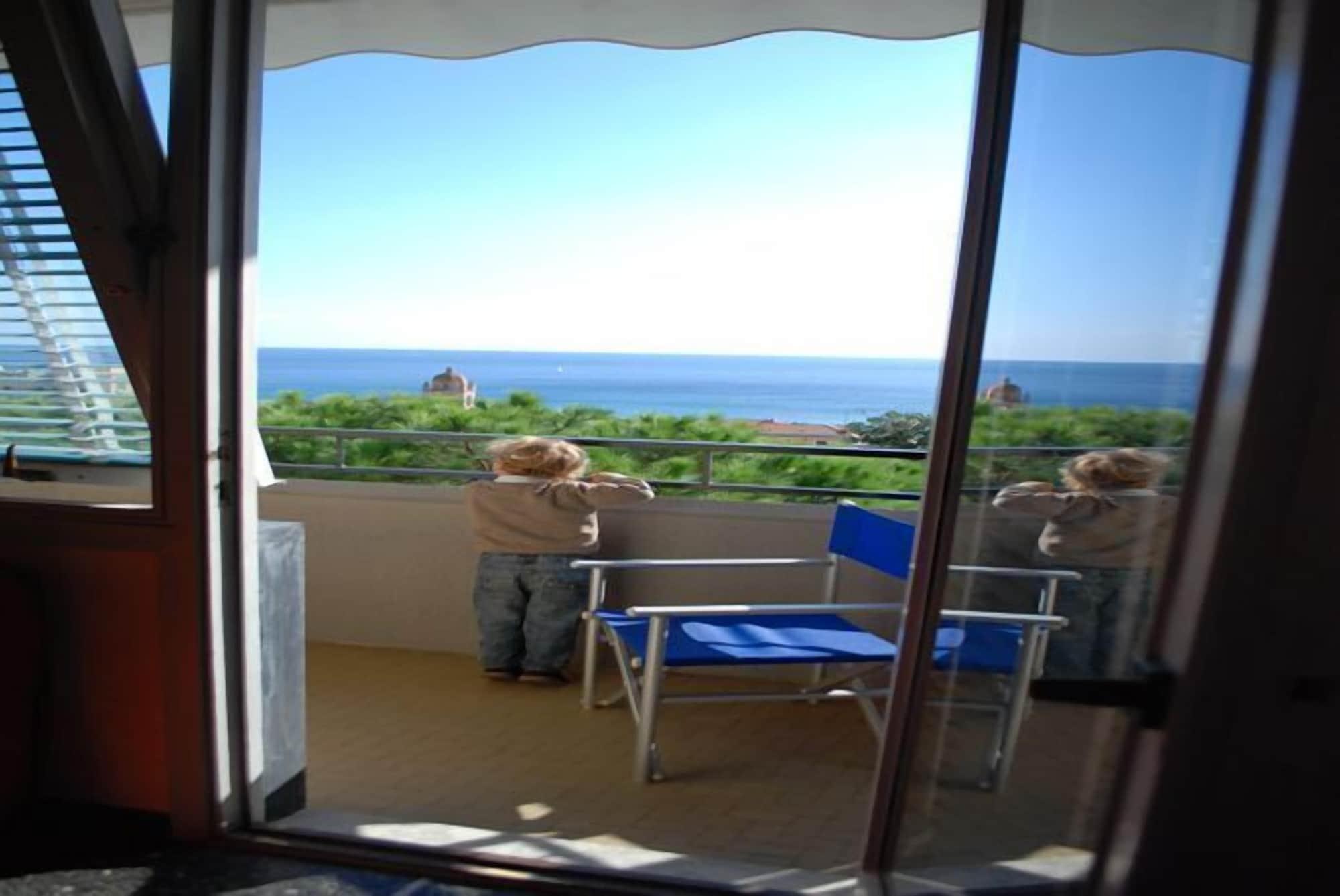 Hotel Palace Varazze Εξωτερικό φωτογραφία