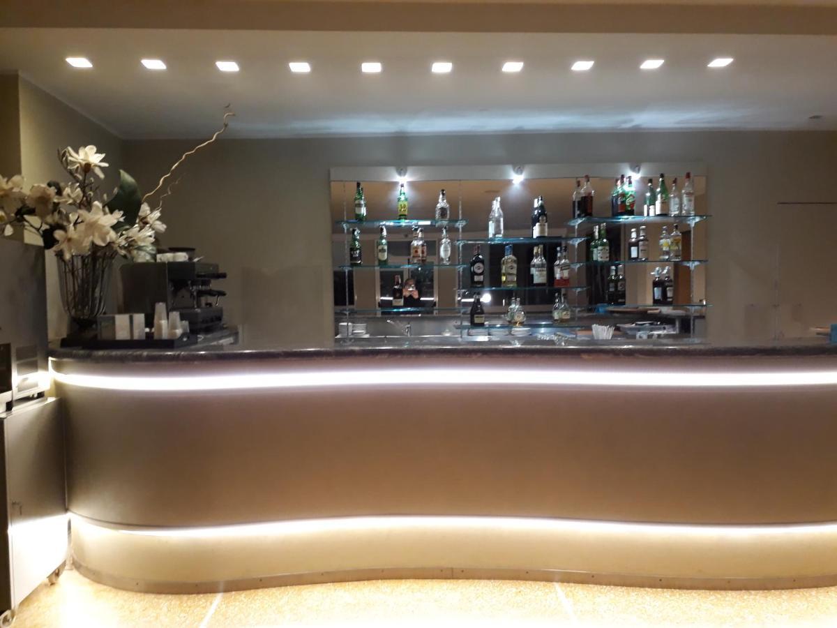 Hotel Palace Varazze Εξωτερικό φωτογραφία