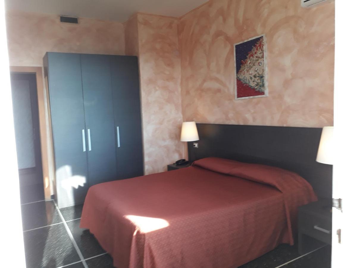 Hotel Palace Varazze Εξωτερικό φωτογραφία
