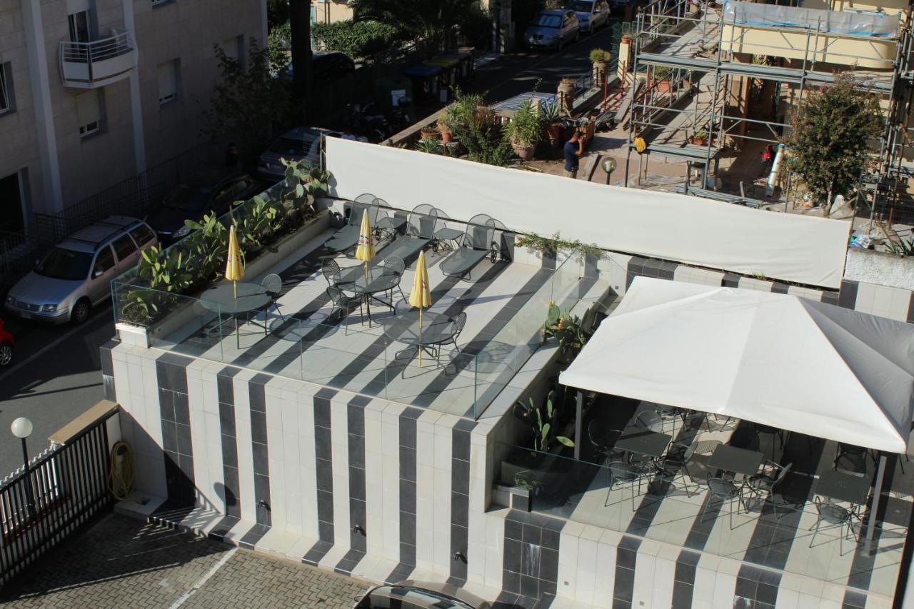 Hotel Palace Varazze Εξωτερικό φωτογραφία