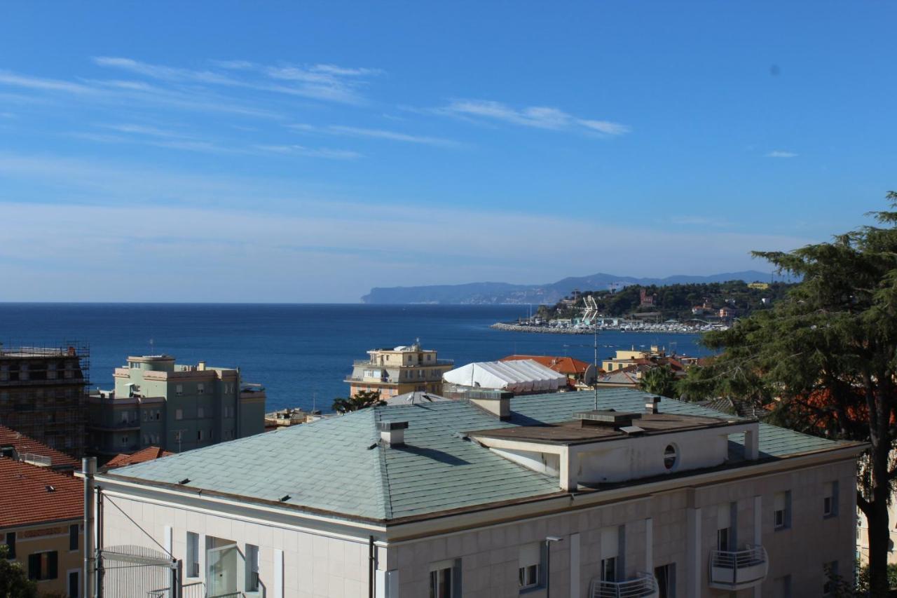 Hotel Palace Varazze Εξωτερικό φωτογραφία