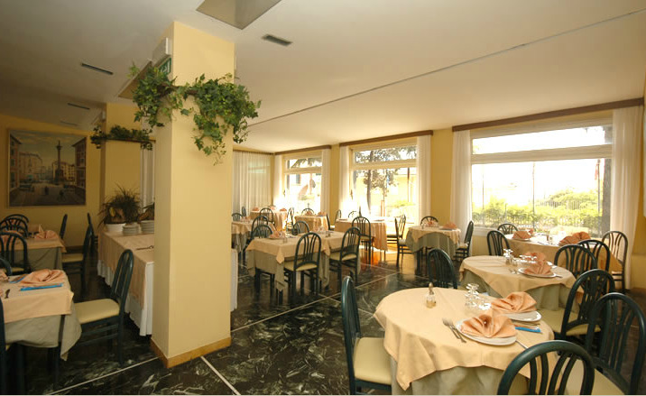 Hotel Palace Varazze Εξωτερικό φωτογραφία