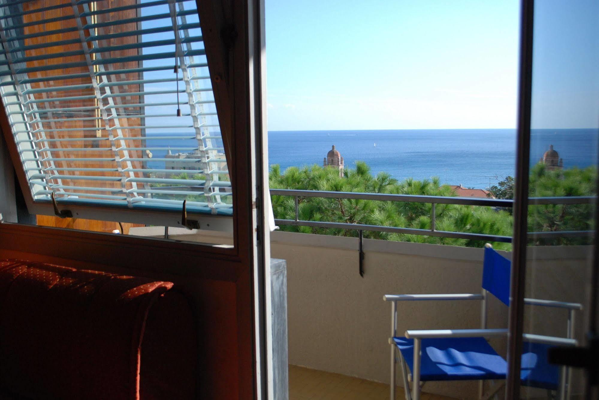 Hotel Palace Varazze Εξωτερικό φωτογραφία